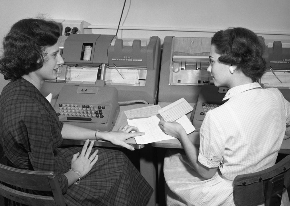 1880: Women become enumerators